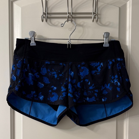 Lululemon Speed Up Shorts Size 6 - Picture 1 of 4